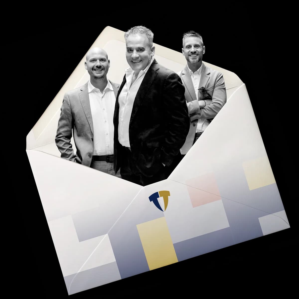 La newsletter di Titolare Top, i fondatori e i coach dentro una busta