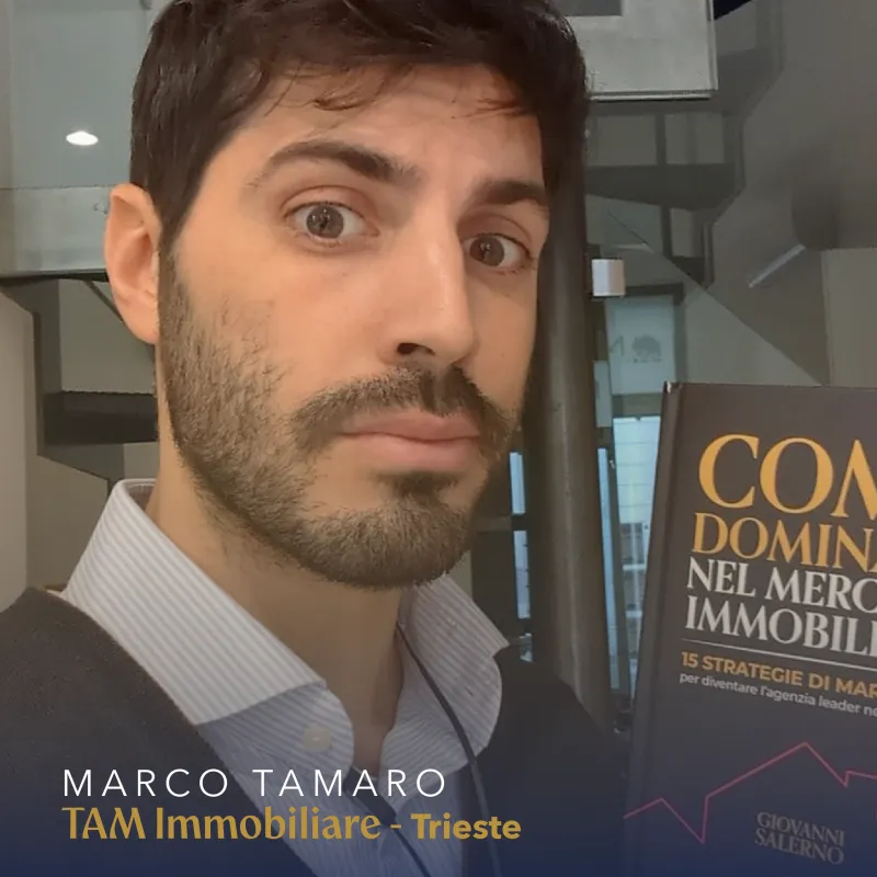 Lettore con il libro Come Dominare nel Mercato Immobiliare